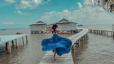 Áo Bra Đi Biển Gợi Ý 5 Mẫu Áo Bra Đi Biển Hot Nhất Cho Các Nàng