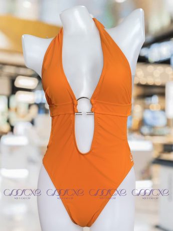 Bộ liền thân móc tròn trước